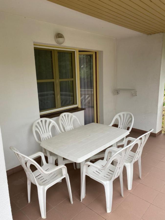 Global Apartmanhaz Vonyarcvashegy Exterior foto